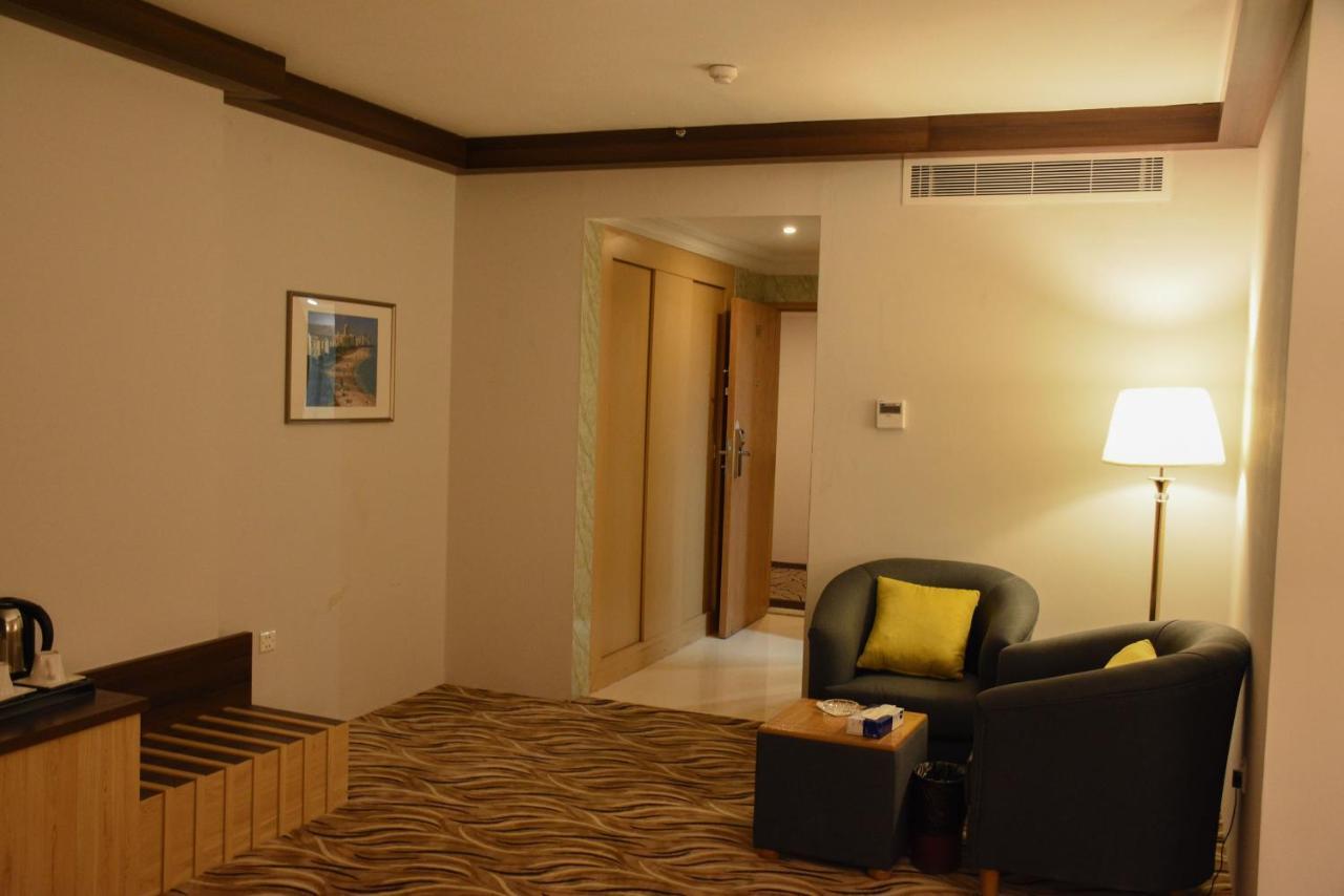 Florida Inn Hotel Najran Eksteriør billede