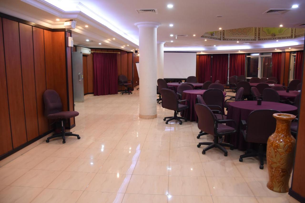 Florida Inn Hotel Najran Eksteriør billede
